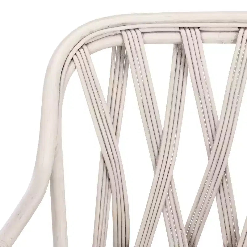 Fauteuil en rotin avec finition blanchie ou naturelle