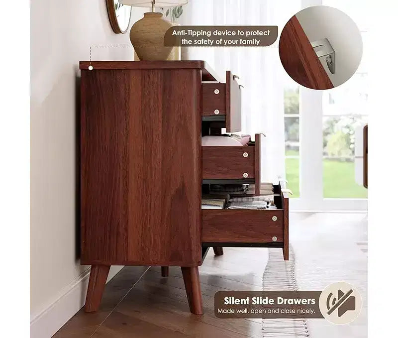 Commode à 6 tiroirs en bois avec façades cannelées et poignées dorées 119 cm