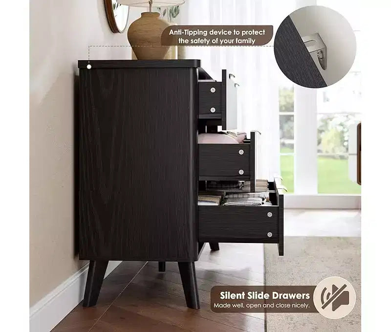 Commode à 6 tiroirs en bois avec façades cannelées et poignées dorées 119 cm