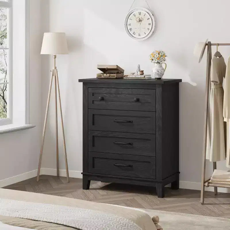 Commode en bois à 4 tiroirs de 88,4 cm de haut